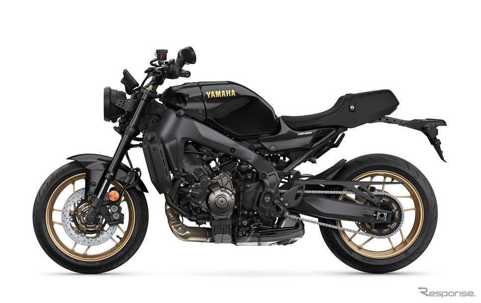 ヤマハ XSR900 2025年モデル(ブラックメタリックX)《写真撮影 宮崎壮人》
