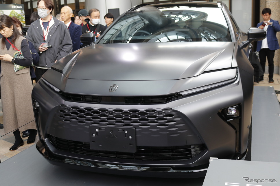 クラウン 特別仕様車 ESTATE RS “THE LIMITED MATTE METAL”《写真撮影 土田康弘》