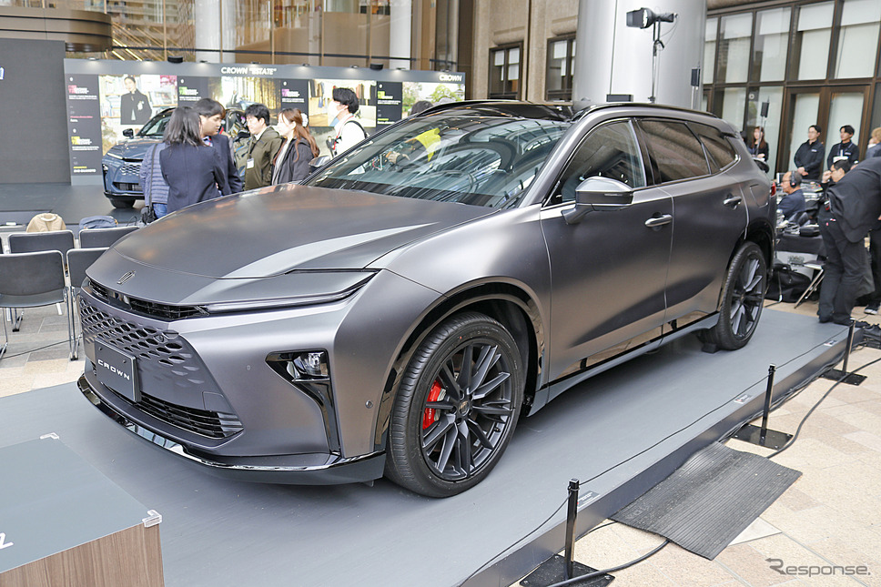 クラウン 特別仕様車 ESTATE RS “THE LIMITED MATTE METAL”《写真撮影 土田康弘》