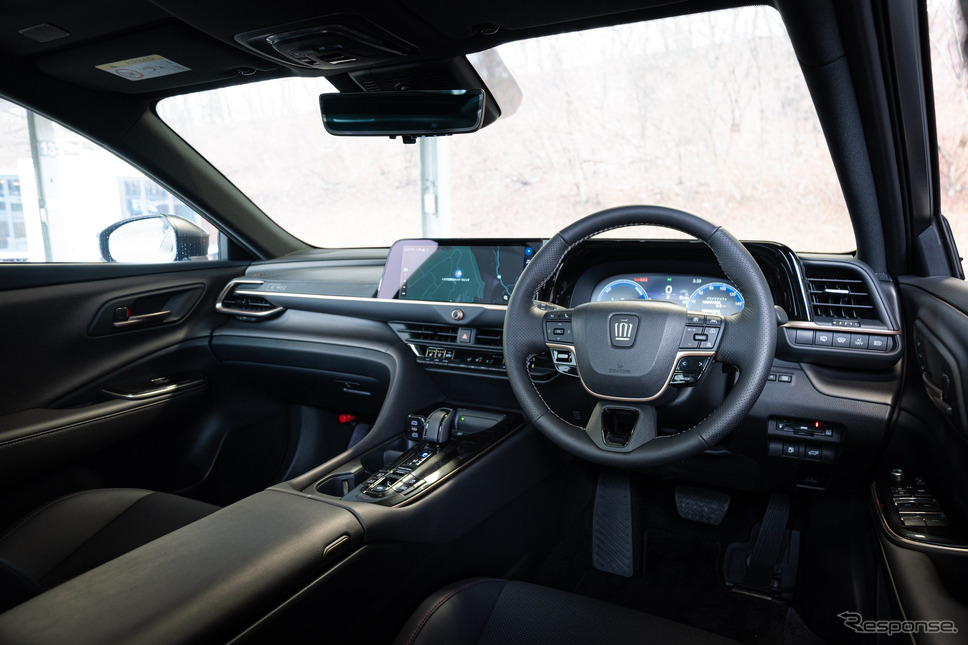 クラウン 特別仕様車 ESTATE RS “THE LIMITED MATTE METAL”《写真提供 トヨタPR事務局》