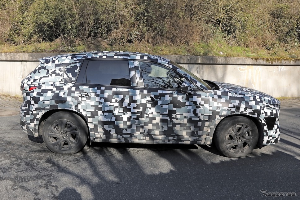 マツダ CX-5 次期型のプロトタイプ《APOLLO NEWS SERVICE》