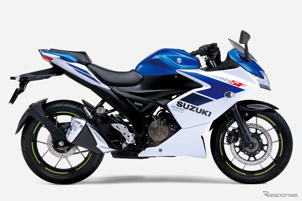 スズキ ジクサーSF250(トリトンブルーメタリック/パールグレッシャーホワイト)《写真提供 スズキ》