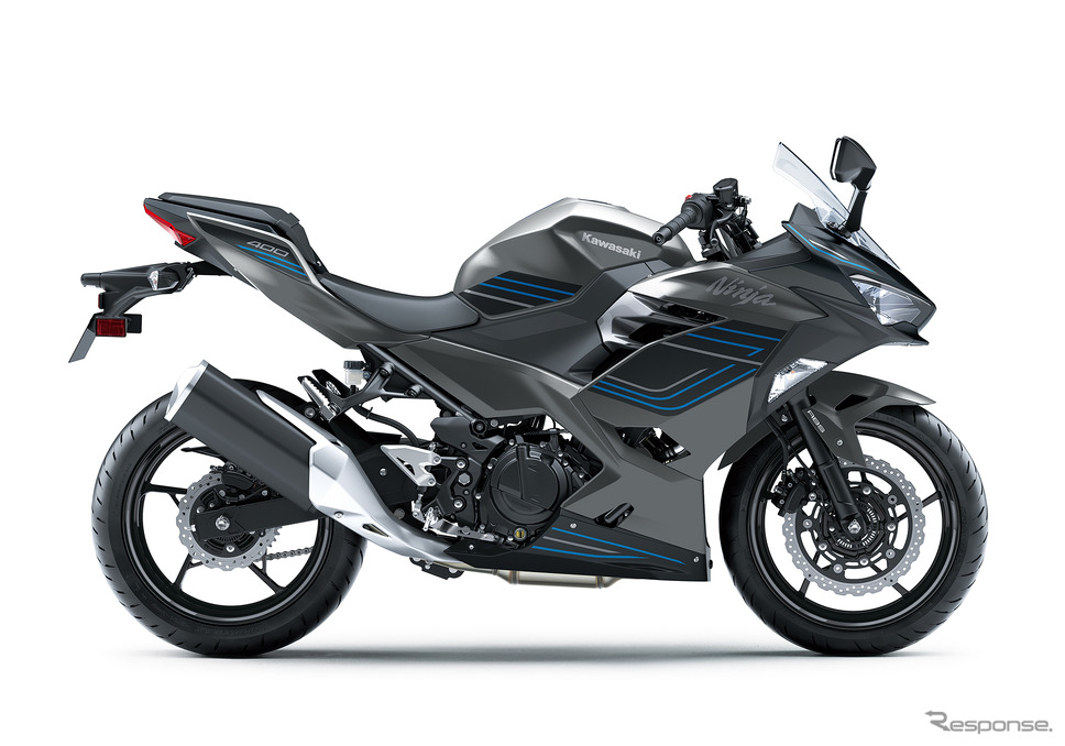 カワサキ Ninja400(メタリックマットグラフェンスチールグレー×メタリックフラットスパークブラック)《写真提供 カワサキモーターズジャパン》