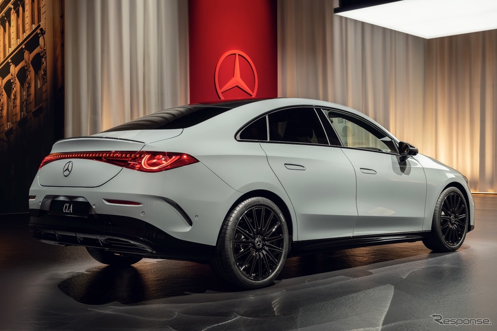 メルセデスベンツ CLA(セダン)新型《photo by Mercedes-Benz》