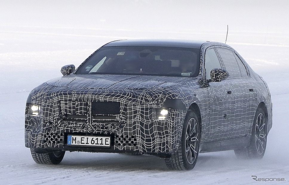 BMW 7シリーズ 改良新型のプロトタイプ《APOLLO NEWS SERVICE》