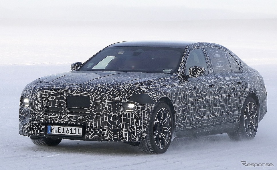 BMW 7シリーズ 改良新型のプロトタイプ《APOLLO NEWS SERVICE》