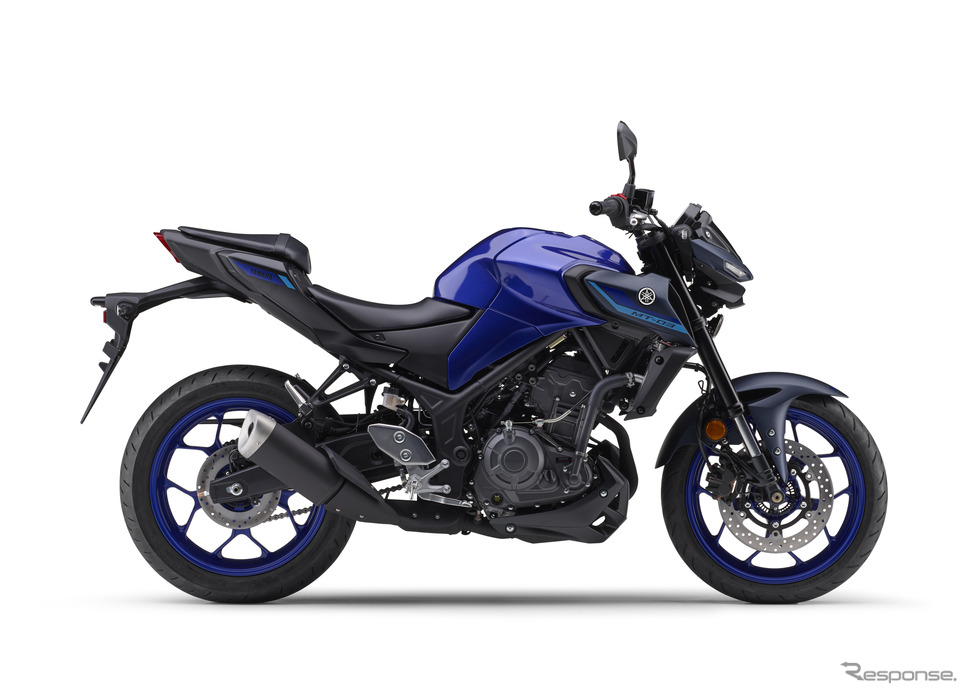ヤマハ MT-03 ABS(ディープパープリッシュブルーメタリックC)《写真提供 ヤマハ発動機》