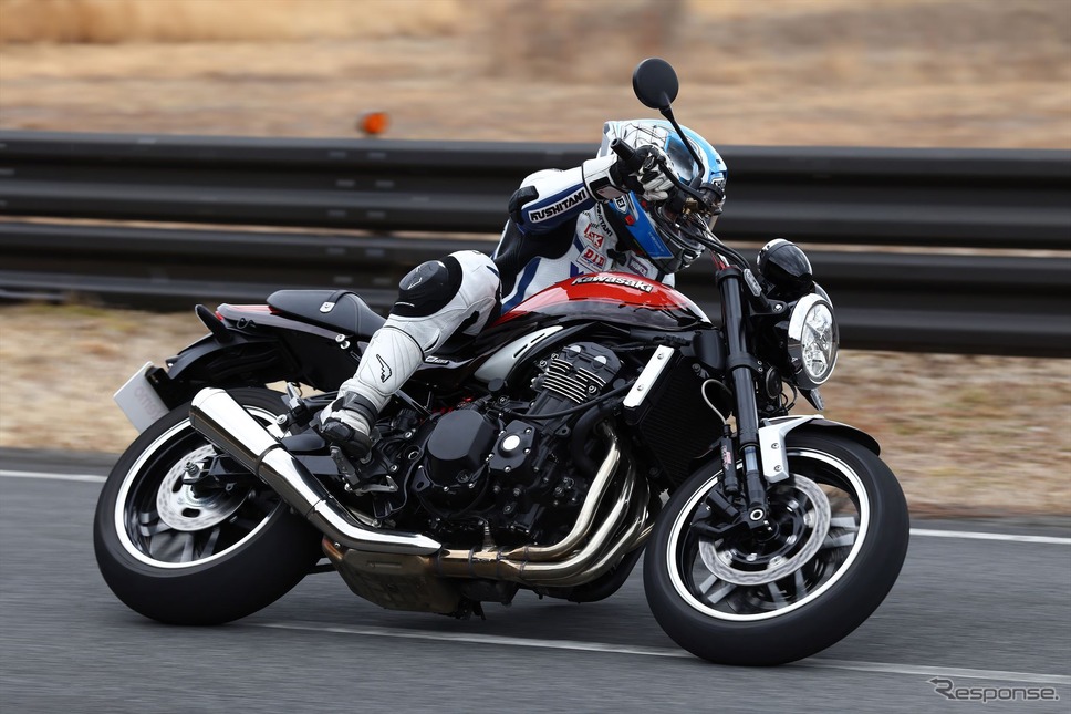 Z900RS(SHOWAハイパフォーマンスシリーズKIT装着車)《写真提供 日立Astemo》