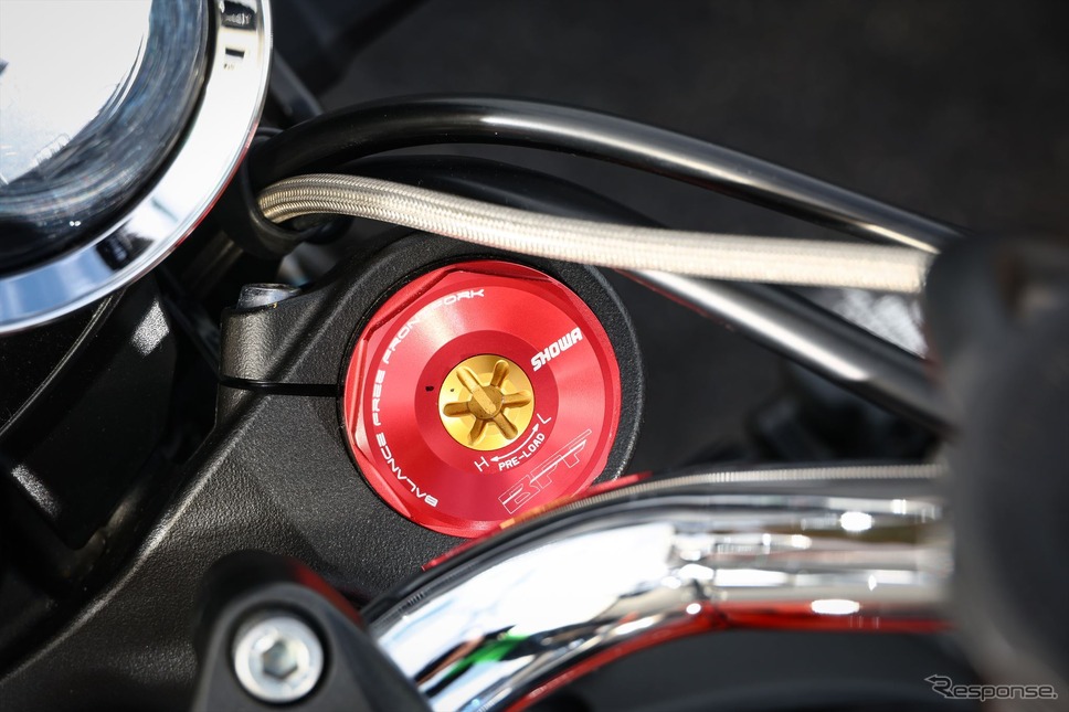 Z900RS(SHOWAハイパフォーマンスシリーズKIT装着車)《写真提供 日立Astemo》