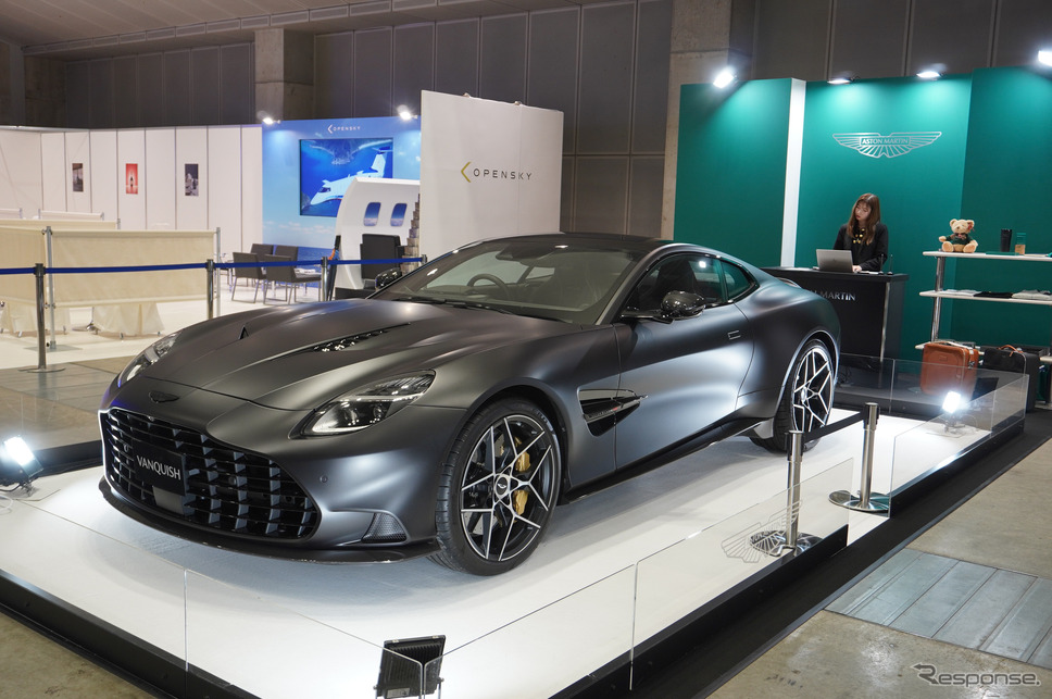ジャパンインターナショナルボートショー2025(アストンマーティン)《写真撮影 宮崎壮人》