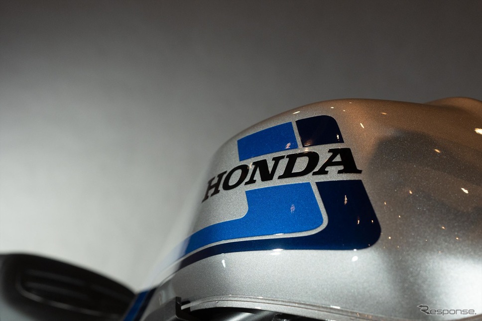 ホンダ CB1000F Concept《写真撮影 WITH ME》