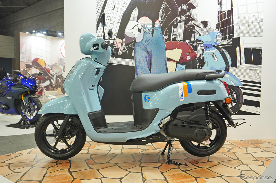 ヤマハがサプライズ公開した125ccスクーター『Fazzio(ファッジオ)』(大阪モーターサイクルショー2025)《写真撮影 宮崎壮人》