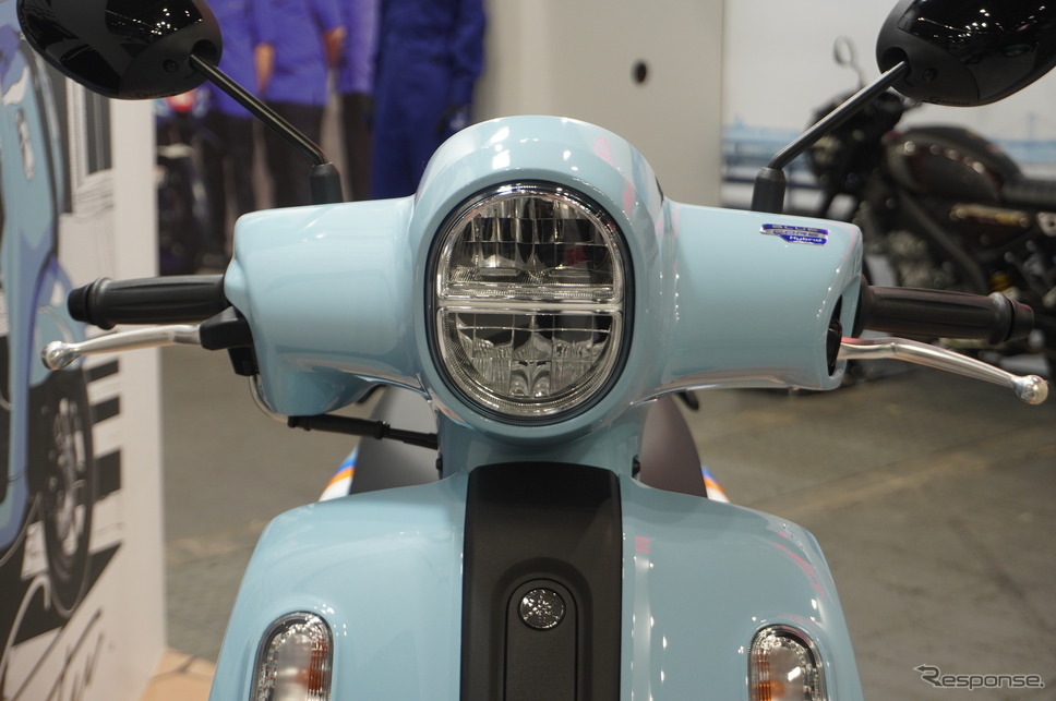 ヤマハがサプライズ公開した125ccスクーター『Fazzio(ファッジオ)』(大阪モーターサイクルショー2025)《写真撮影 宮崎壮人》