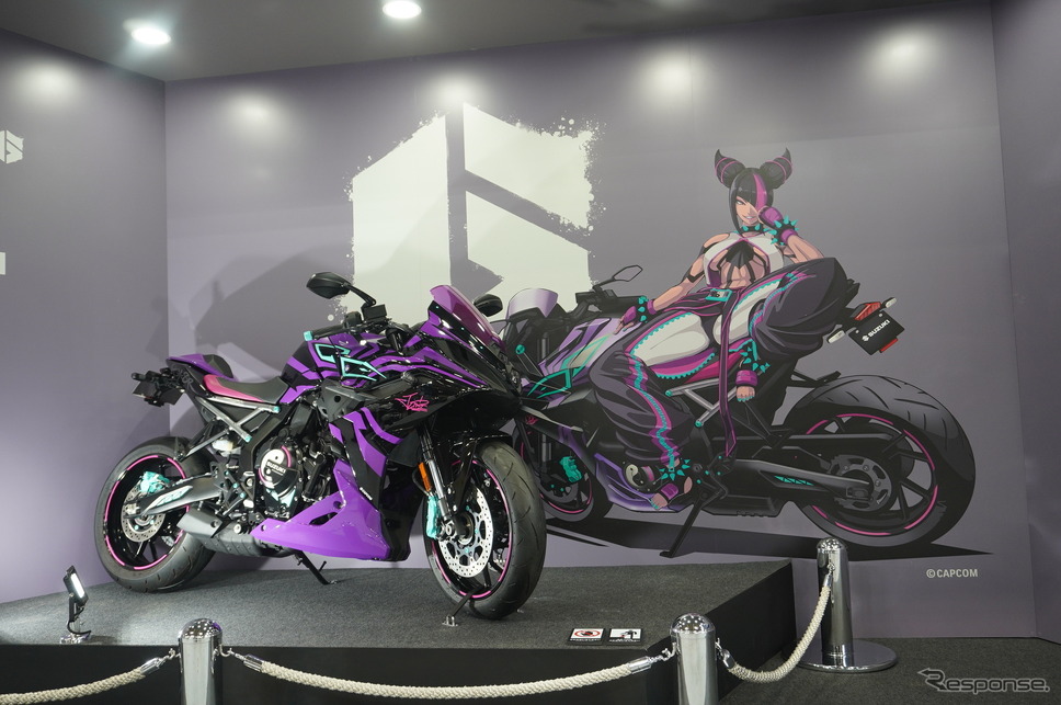 『ストリートファイター6』とコラボレーションした『GSX-8R Tuned by JURI』(大阪モーターサイクルショー2025)《写真撮影 宮崎壮人》