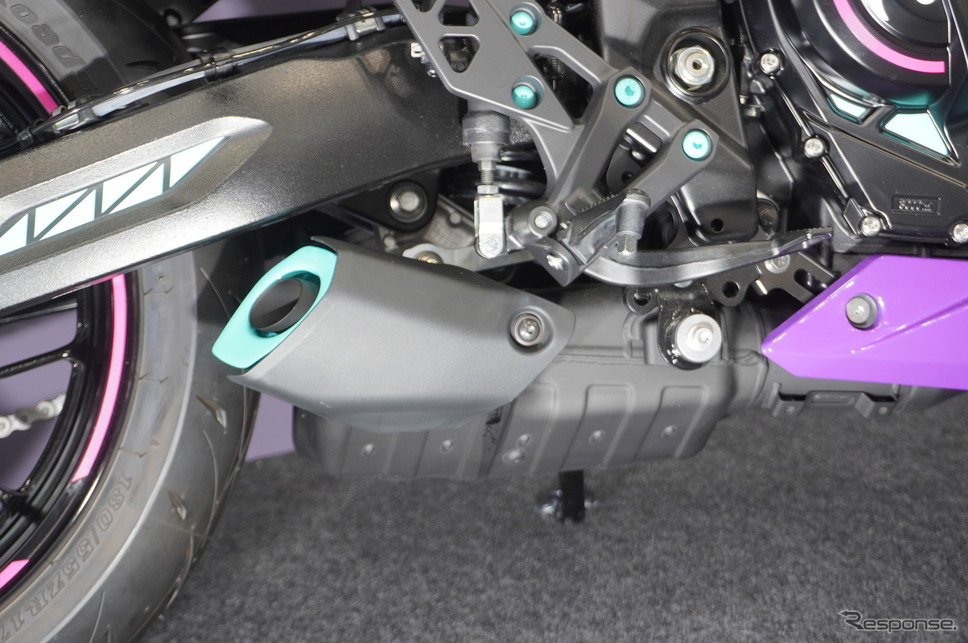 『ストリートファイター6』とコラボレーションした『GSX-8R Tuned by JURI』(大阪モーターサイクルショー2025)《写真撮影 宮崎壮人》