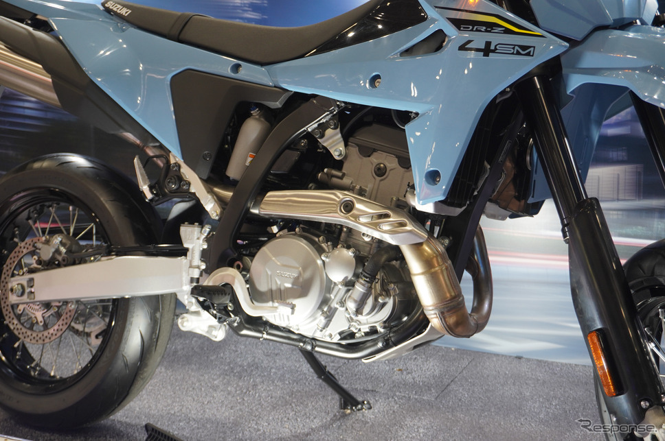 スズキ DR-Z4SM(大阪モーターサイクルショー2025)《写真撮影 宮崎壮人》