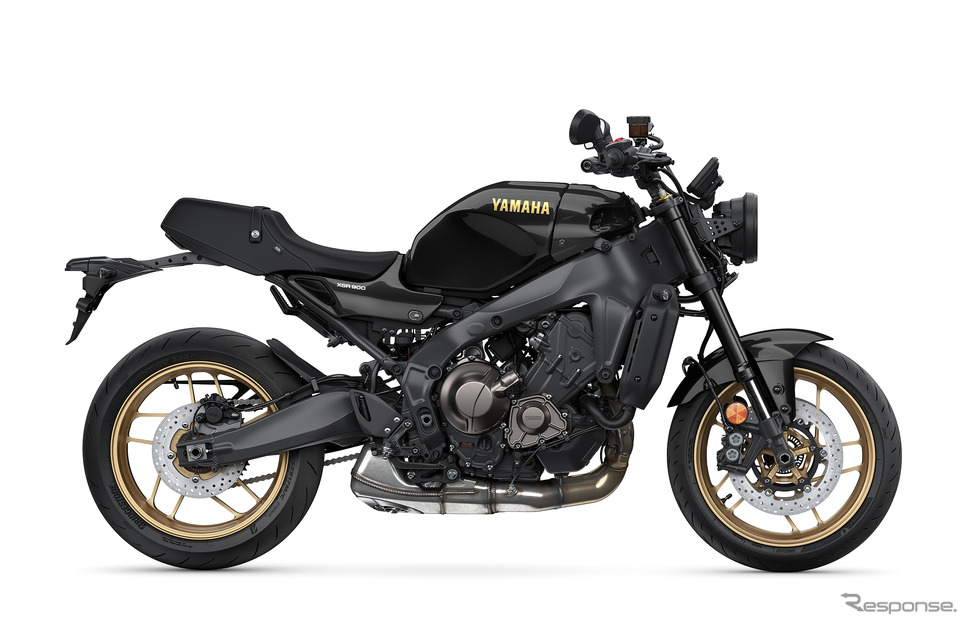 ヤマハ XSR900 2025年モデル(ブラックメタリックX)《写真提供 ヤマハ発動機》