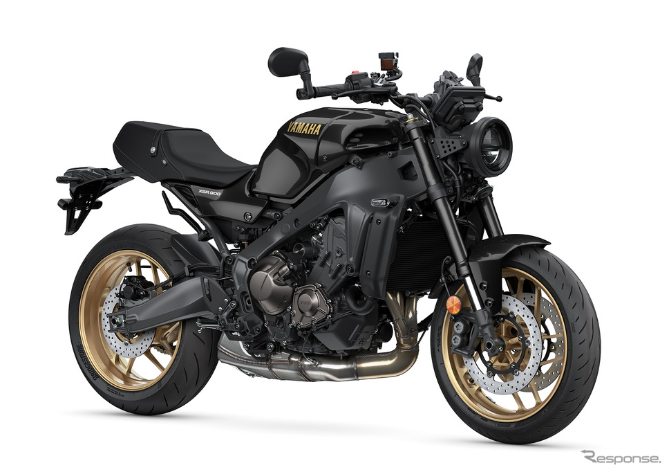 ヤマハ XSR900 2025年モデル(ブラックメタリックX)《写真提供 ヤマハ発動機》