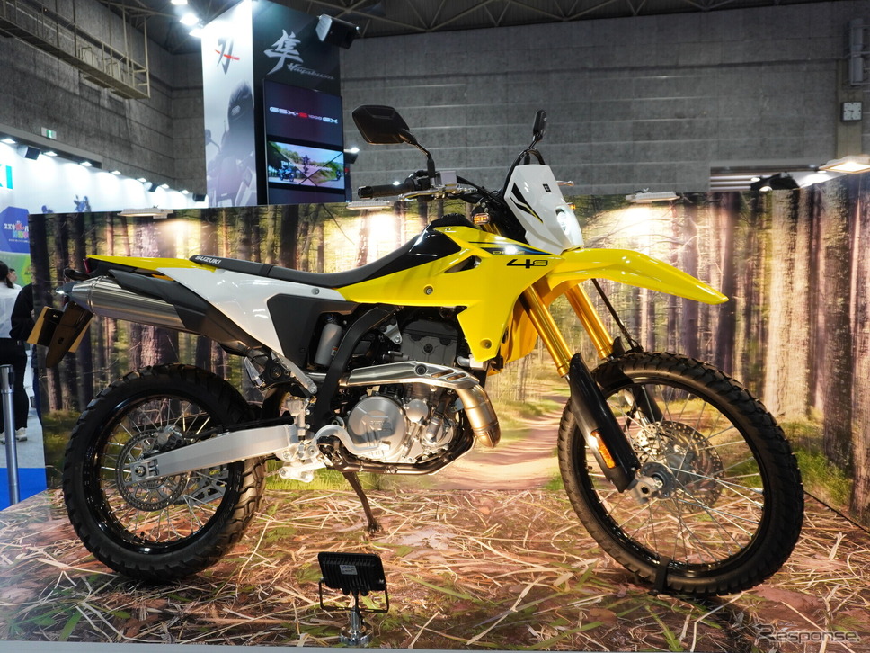 スズキ DR-Z4S(大阪モーターサイクルショー2025)《写真撮影 青木タカオ》