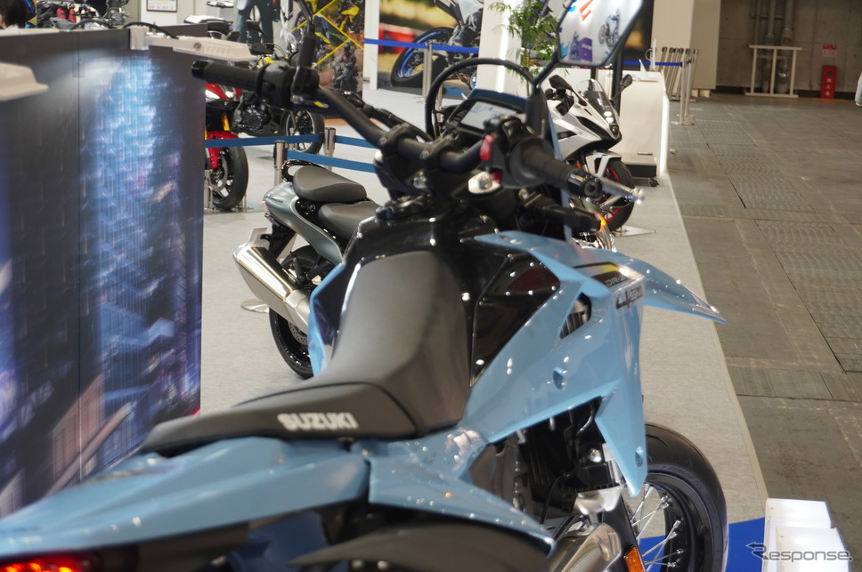 スズキ DR-Z4SM(大阪モーターサイクルショー2025)《写真撮影 宮崎壮人》
