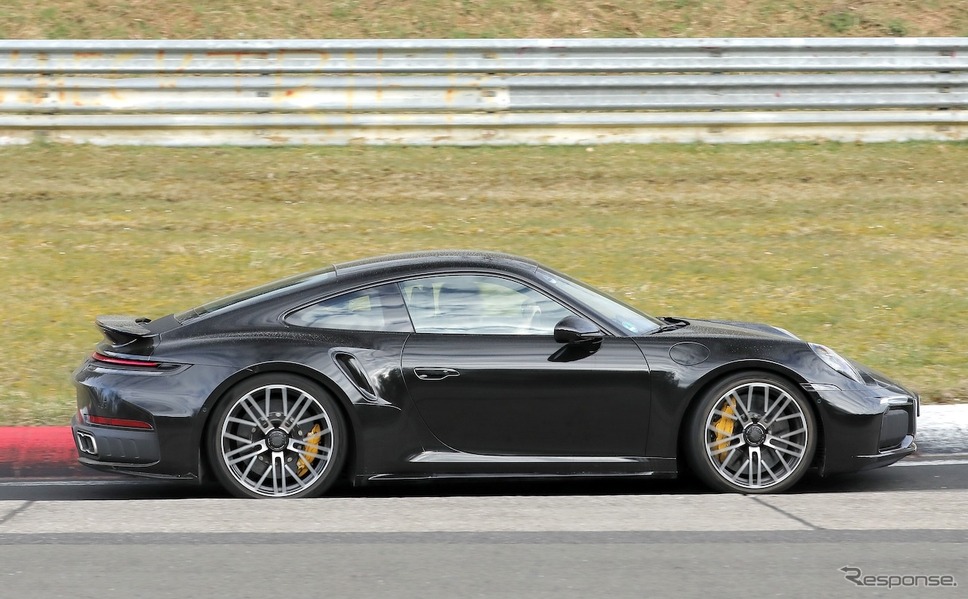 ポルシェ 911ターボS 改良新型のプロトタイプ《APOLLO NEWS SERVICE》