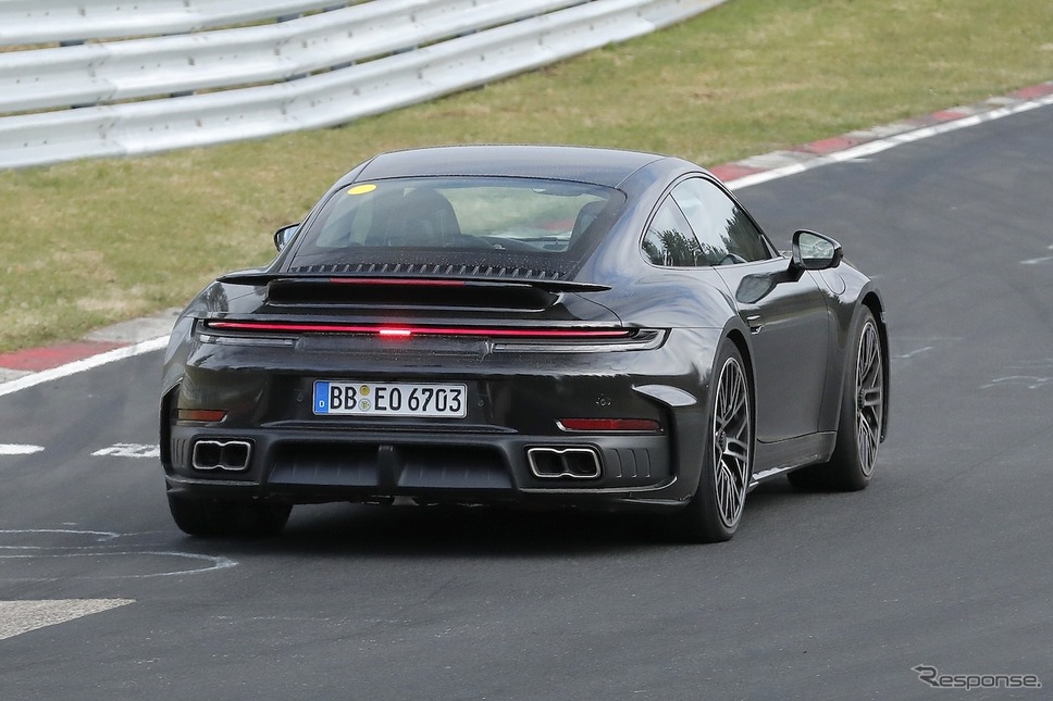 ポルシェ 911ターボS 改良新型のプロトタイプ《APOLLO NEWS SERVICE》