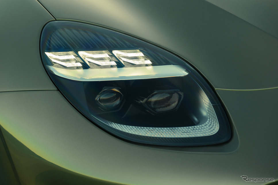 アストンマーティン ヴァンキッシュ・ヴォランテ 新型《photo by Aston Martin》