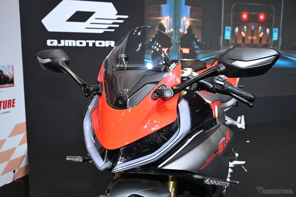 QJモーター SRK400RS(東京モーターサイクルショー2025)《写真撮影 安藤貴史》