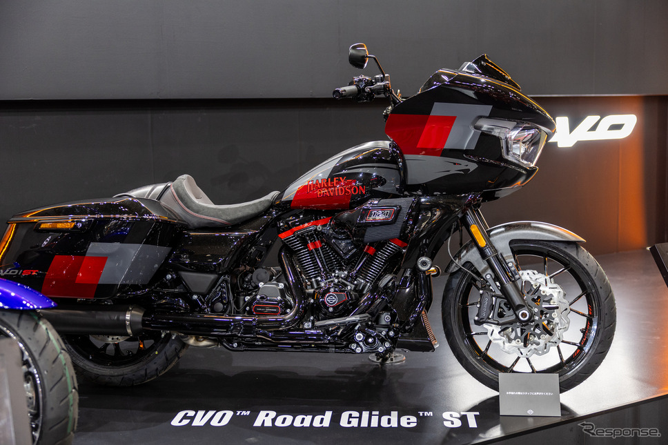 ハーレーダビッドソン CVOロードグライドST 2025年型(東京モーターサイクルショー2025)《写真撮影 青木タカオ》