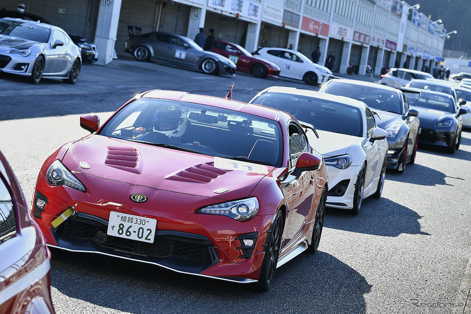 トーヨータイヤが参加型サーキット走行イベント「プロクセス・ドライビングプレジャー」を開催(写真は2024年開催時)《写真提供 トーヨータイヤ》