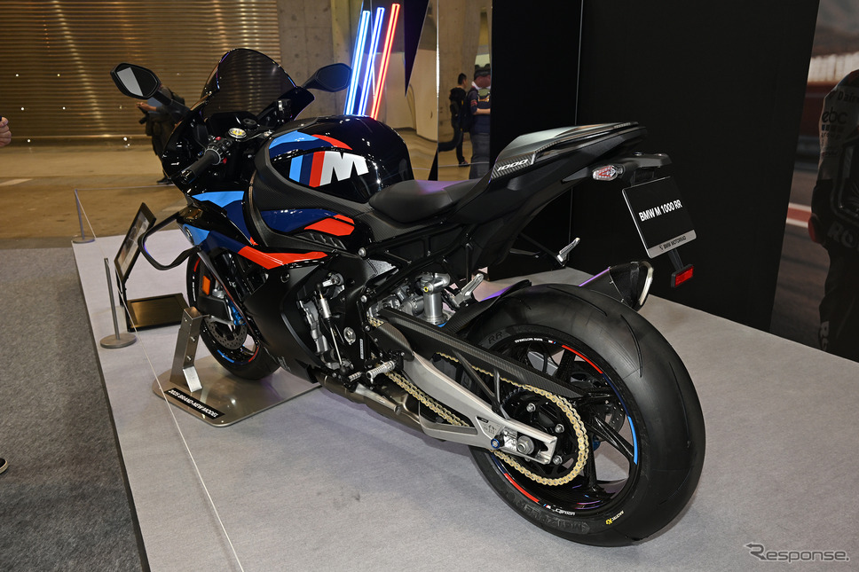 BMW M1000 RR(東京モーターサイクルショー2025)《写真撮影 安藤貴史》