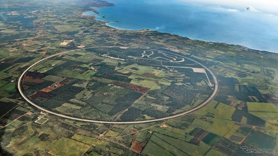 イタリア南部アプーリア州にあるナルドテクニカルセンター(NTC)《photo by Porsche》
