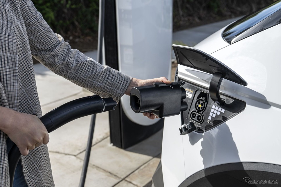 ヒョンデの米国向けEVがテスラの急速充電ネットワーク「スーパーチャージャー」利用可能に《photo by Hyundai》