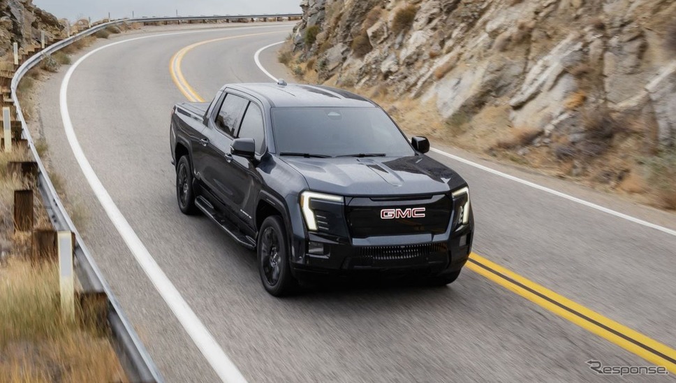 GMC『シエラEV』の2026年モデル《photo by GMC》