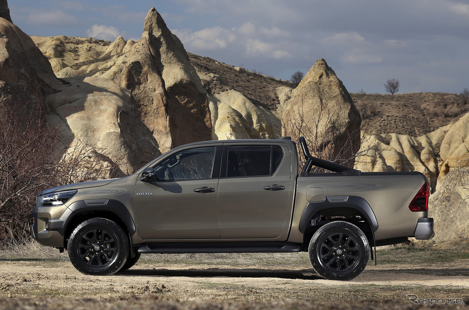 トヨタ『ハイラックス』の新開発48Vハイブリッド搭載車(欧州仕様)《photo by Toyota》