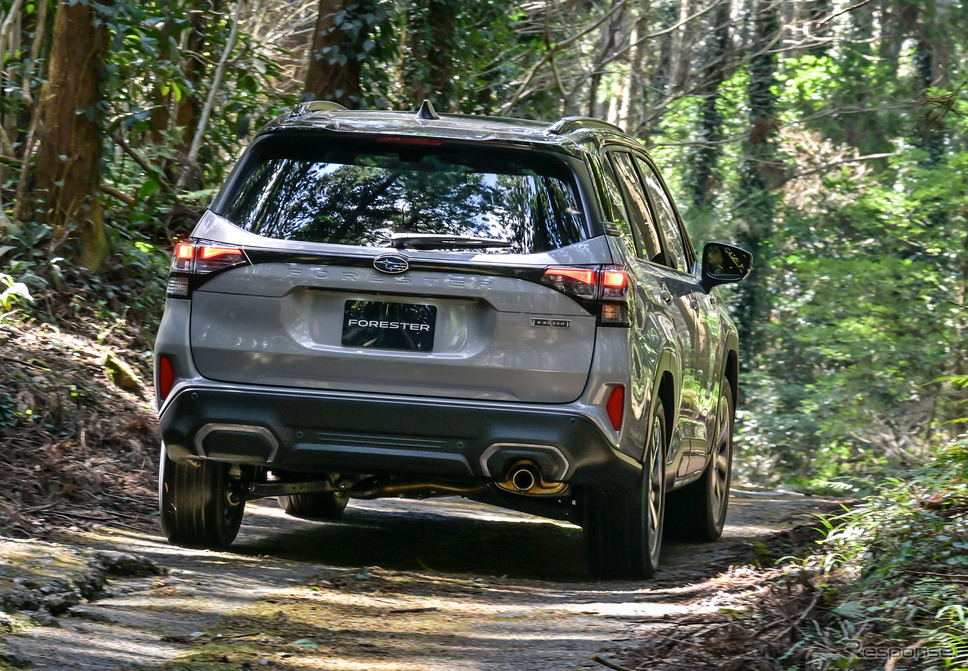 スバル フォレスター 新型(プレミアム EX)《写真提供 SUBARU》