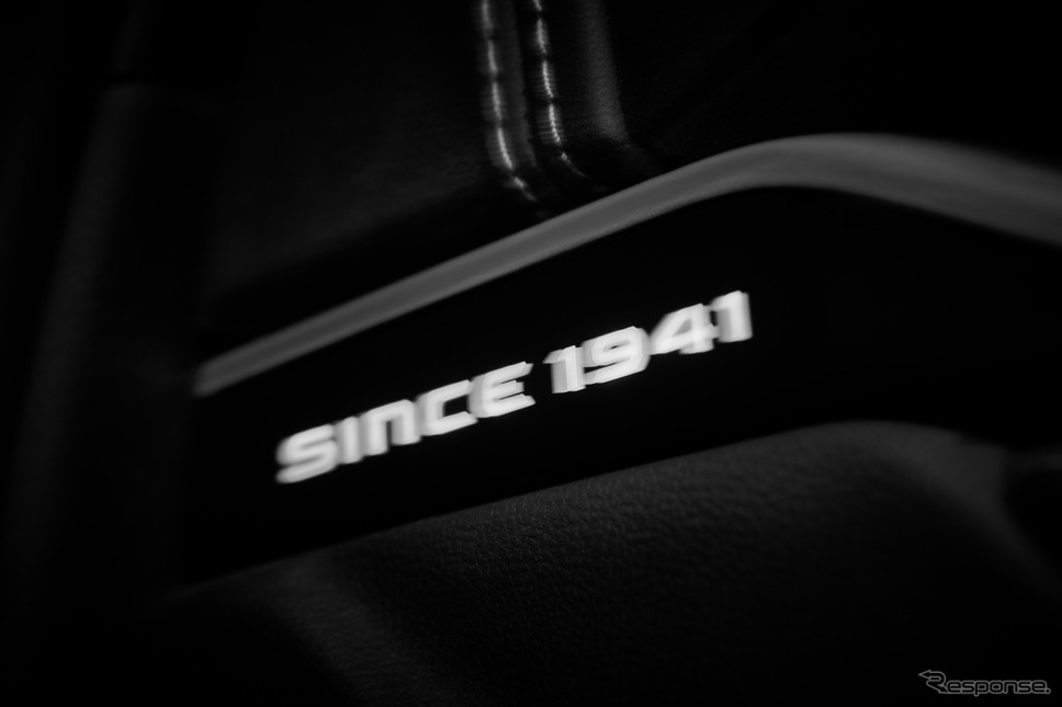写真家アレッサンドロ・ドビチ氏が撮影した新型『コンパス』のティザー写真《photo by Jeep》
