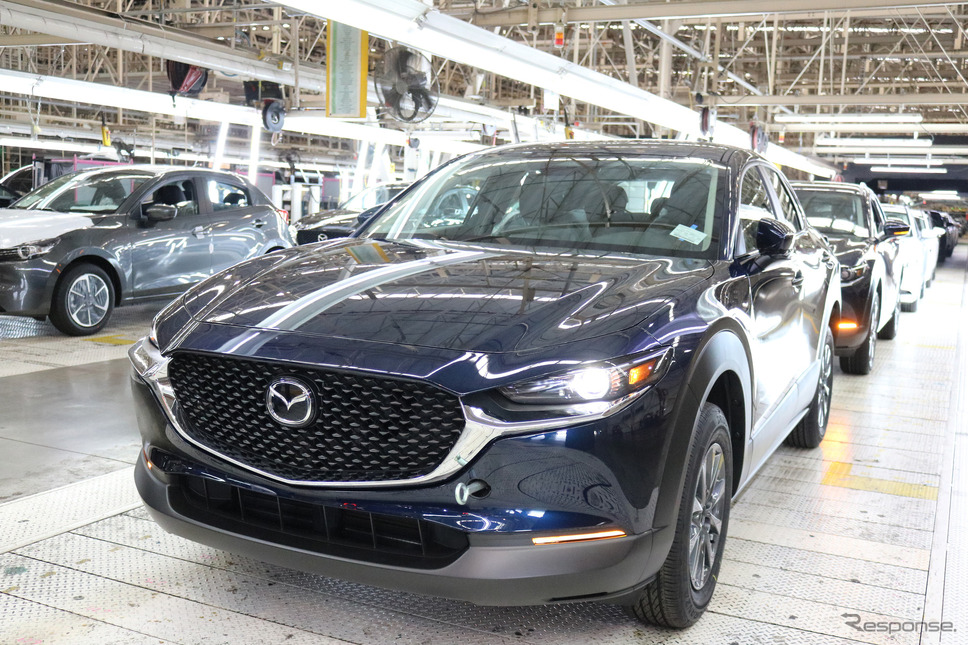 マツダのメキシコ工場で生産される『CX-30』(参考画像)《photo by Mazda》