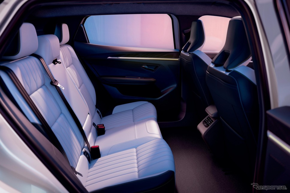 ルノー セニック E-Techエレクトロニック《photo by Renault》
