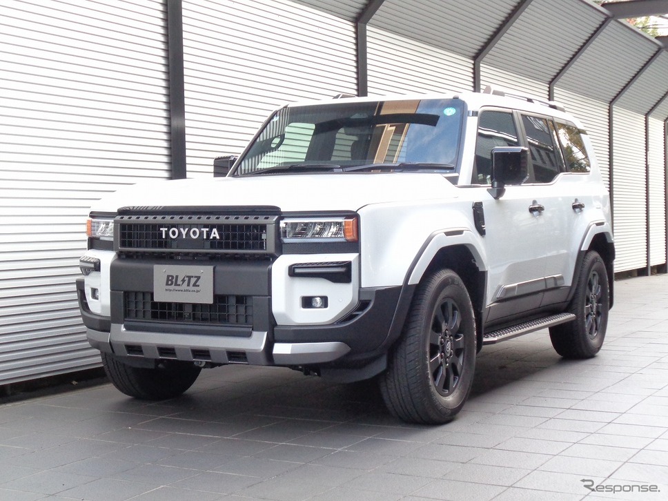 DAMPER ZZ-R トヨタ・ランドクルーザー250(TRJ250W)装着例(フロント:22mmダウン / リア:40mmダウン)《画像提供 BLITZ》