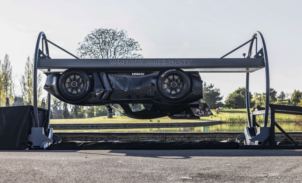 マクマートリー・オートモーティブの「VP1」が世界初となる車両の逆さま走行に成功《photo by McMurtry》