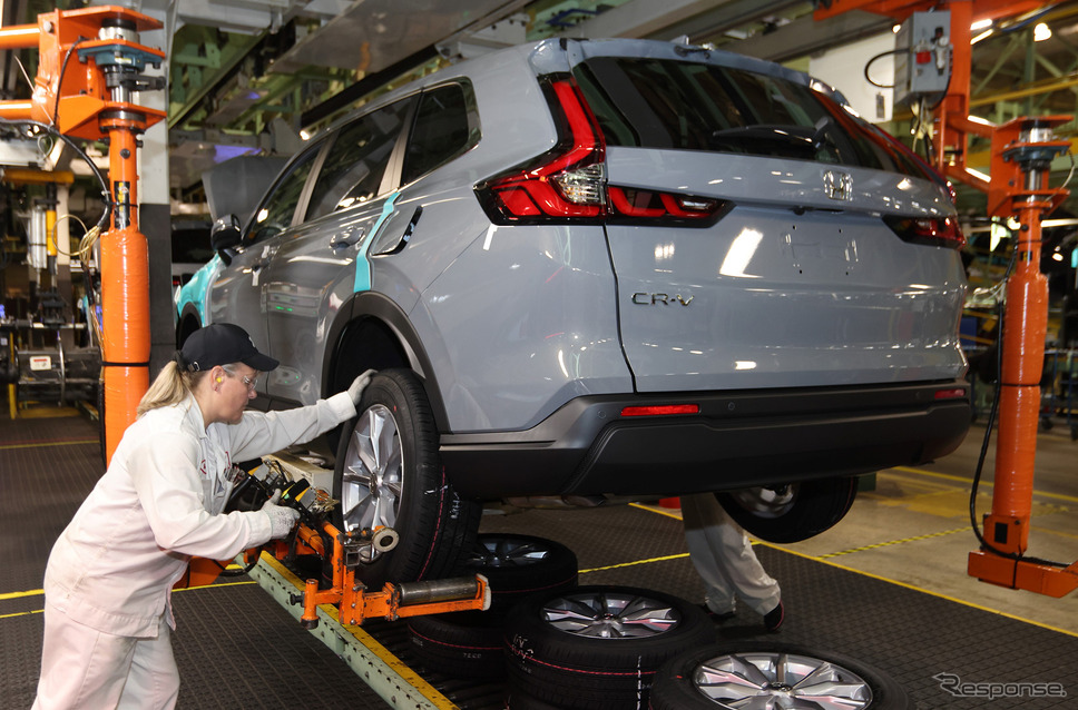カナダ工場で生産されるホンダ 『CR-V』《photo by Honda》