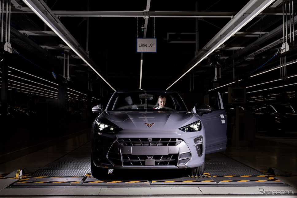 アウディのハンガリー工場で生産が開始されたセアト「クプラ」の新型SUV『テラマール』《photo by CUPRA》