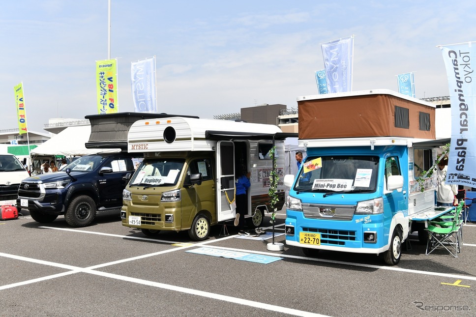 出展されるキャンピングカー《写真提供　キャンピングカーフェア実行委員会》