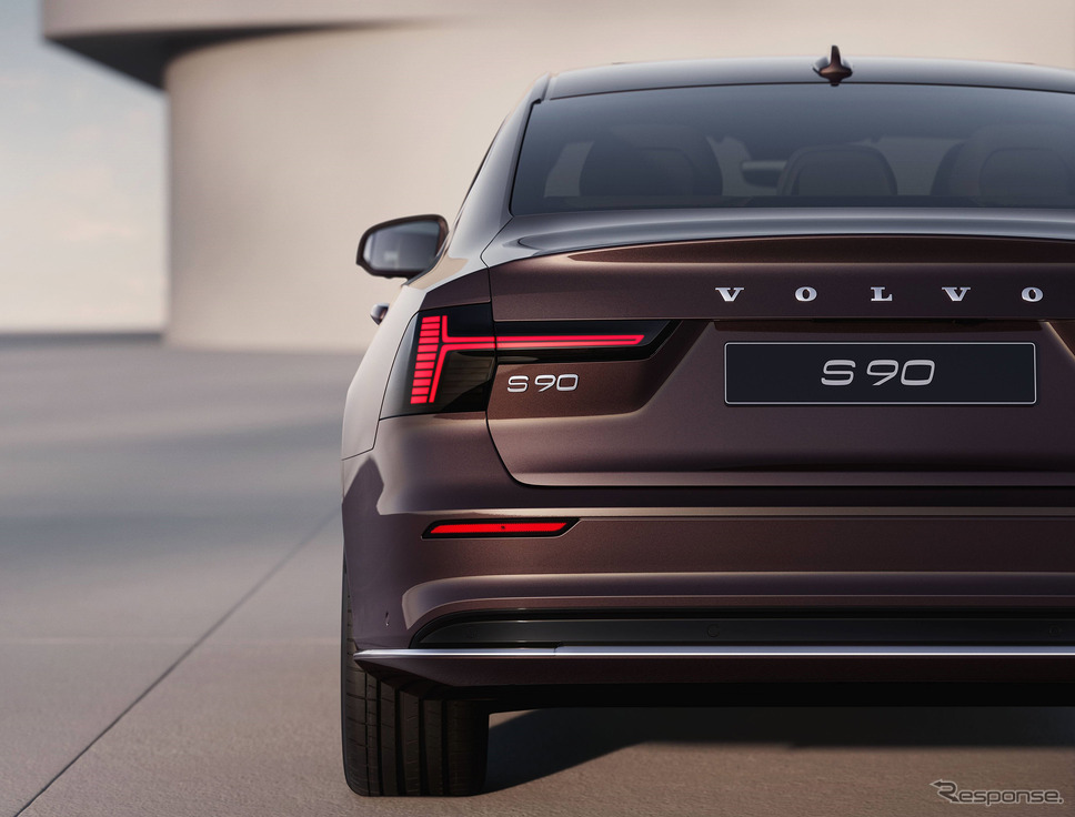 ボルボ S90 改良新型《photo by Volvo Cars》