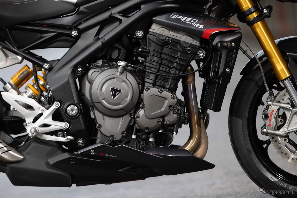 1160ccのDOHC4バルブ並列3気筒エンジン。クランク周りを見直すことで前モデルより3ps、3Nm向上させた。《写真提供 トライアンフモーターサイクルズ》