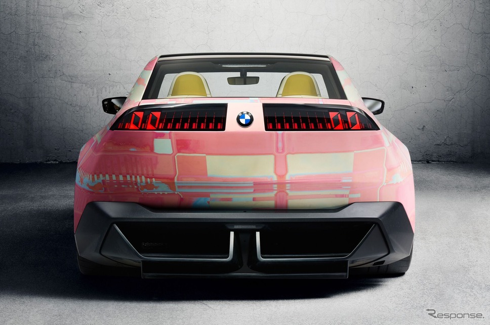 BMW『Vision Driving Experience』《photo by BMW》