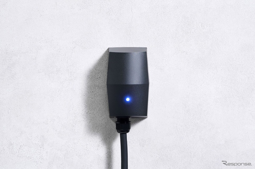 ジゴワッツの日本最小のEV用充電器「Ella」《写真提供 ジゴワッツ》