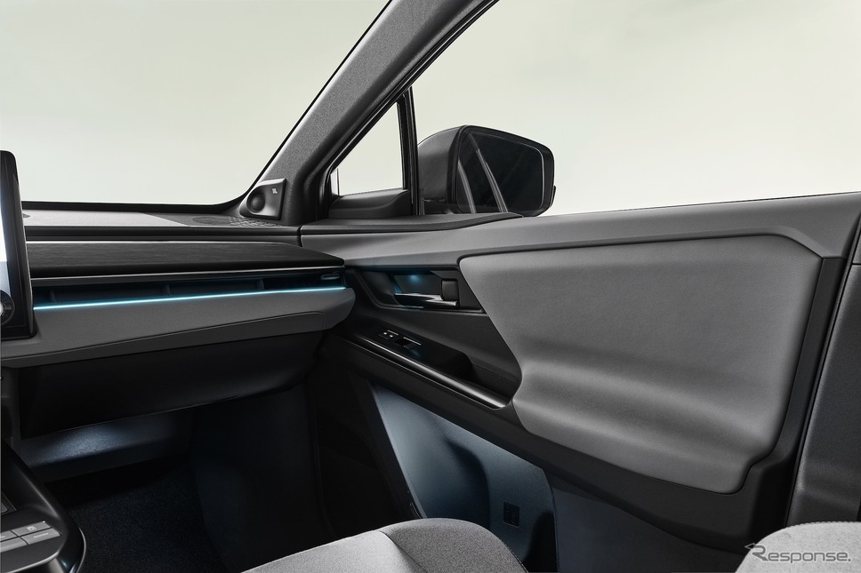 新型『CH-R+』インテリア《photo by Toyota》
