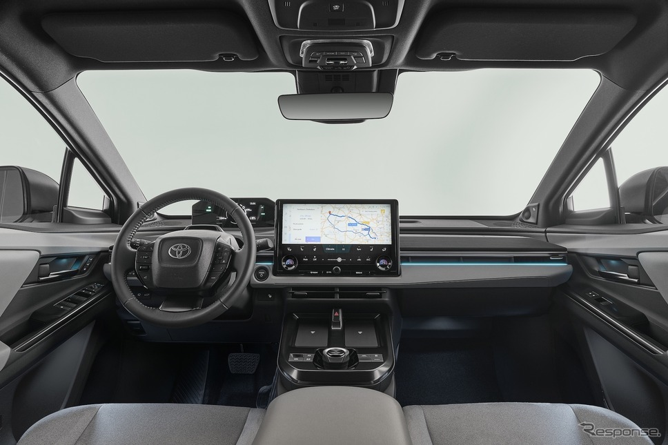 新型『CH-R+』インテリア《photo by Toyota》
